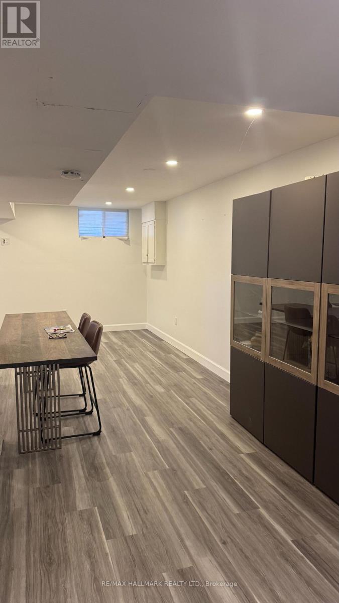 Bsmt - 853 Fourth Street, Mississauga, Ontario  L5E 1J7 - Photo 9 - W12988906