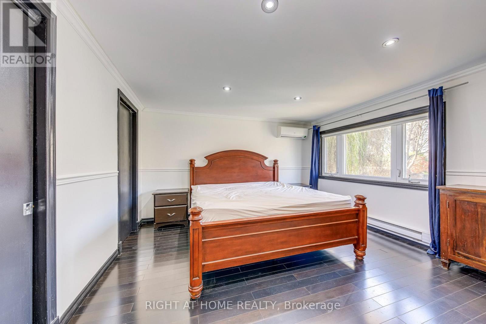 Upper - Upper 426 Lees Lane, Oakville, Ontario  L6L 4S7 - Photo 30 - W12988914