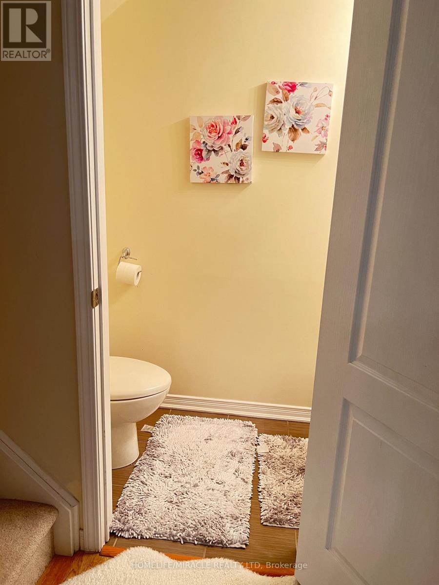 16 - 2441 Greenwich Drive, Oakville, Ontario  L6M 0S3 - Photo 11 - W12988928