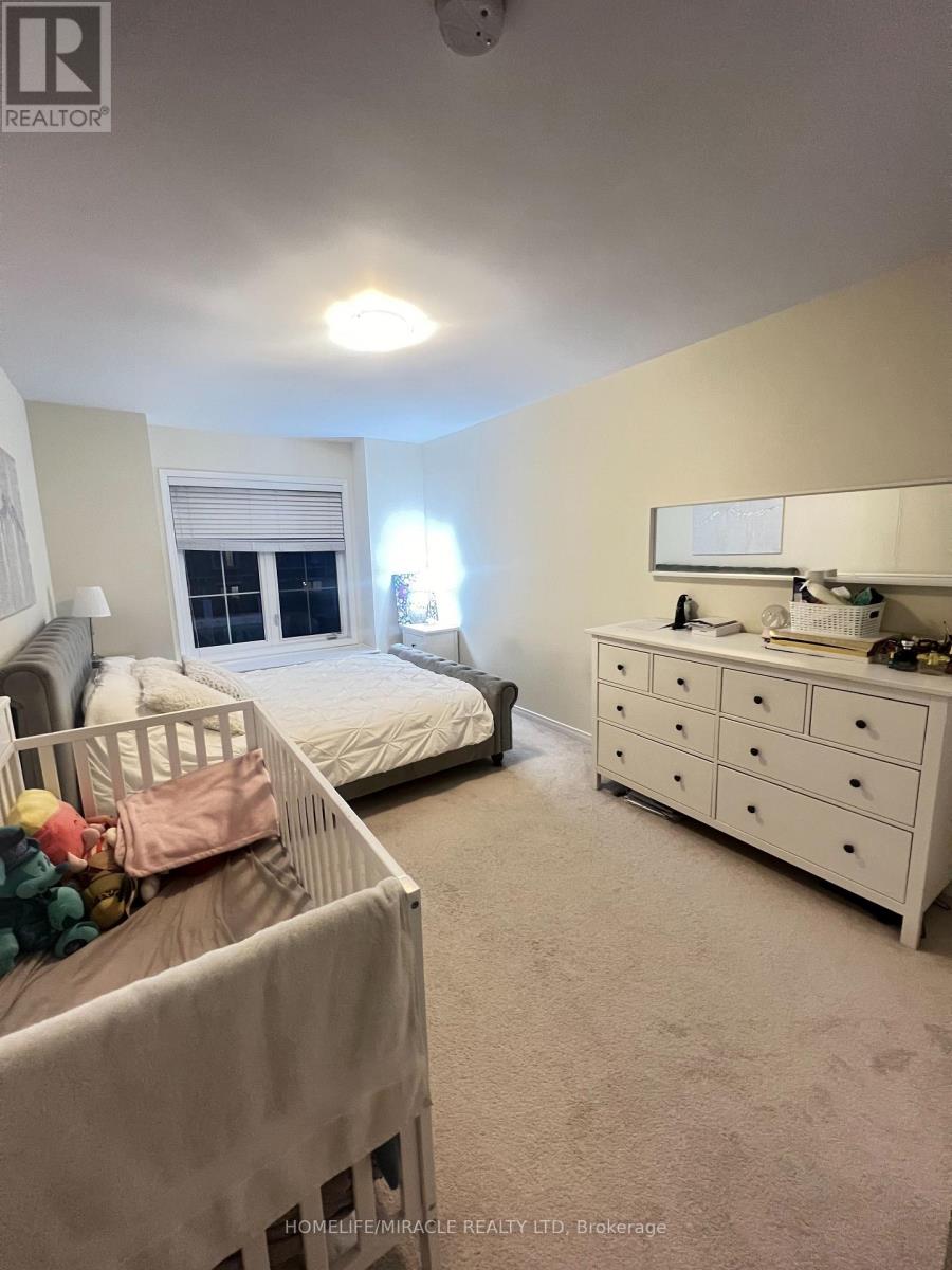 16 - 2441 Greenwich Drive, Oakville, Ontario  L6M 0S3 - Photo 15 - W12988928