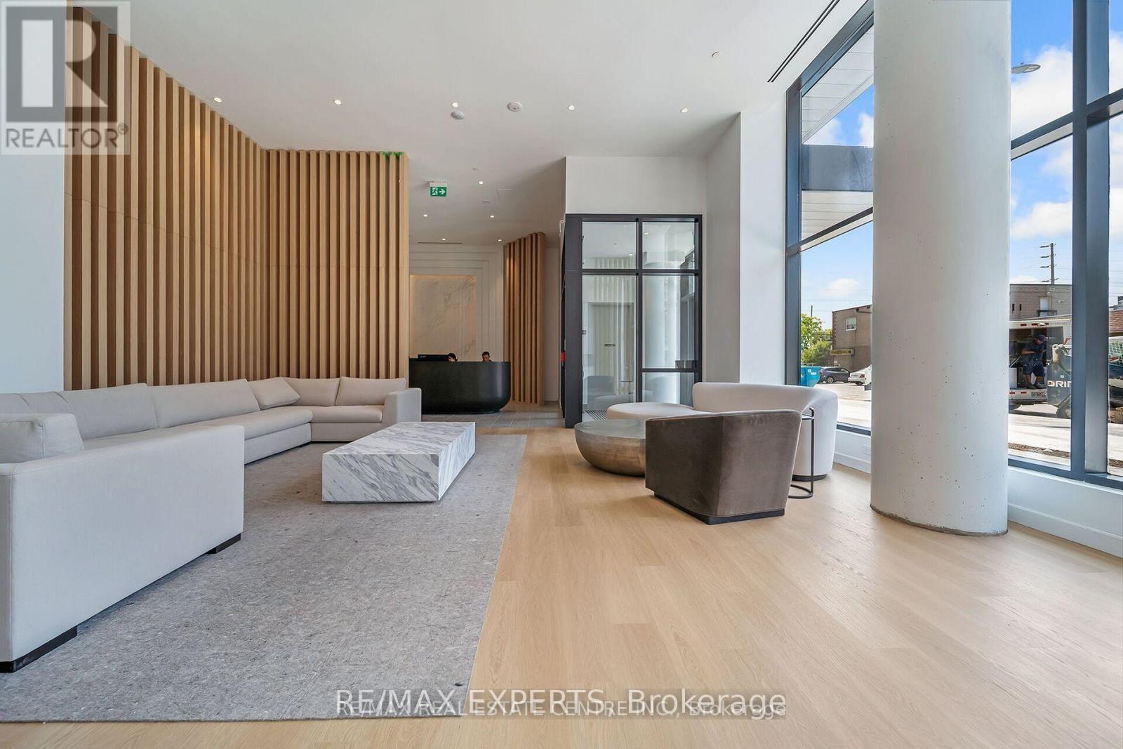 1013 - 3009 Novar Road, Mississauga, Ontario  L5B 0P9 - Photo 5 - W12988930