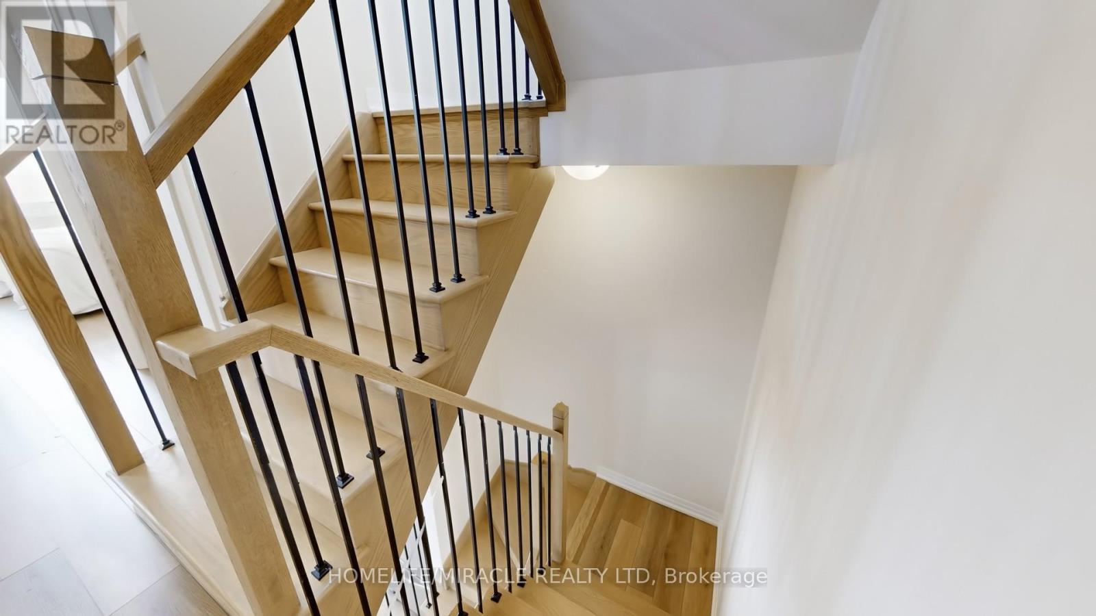 416 - 1577 Rose Way, Milton, Ontario L9E 1N4 - Photo 28 - W12988934