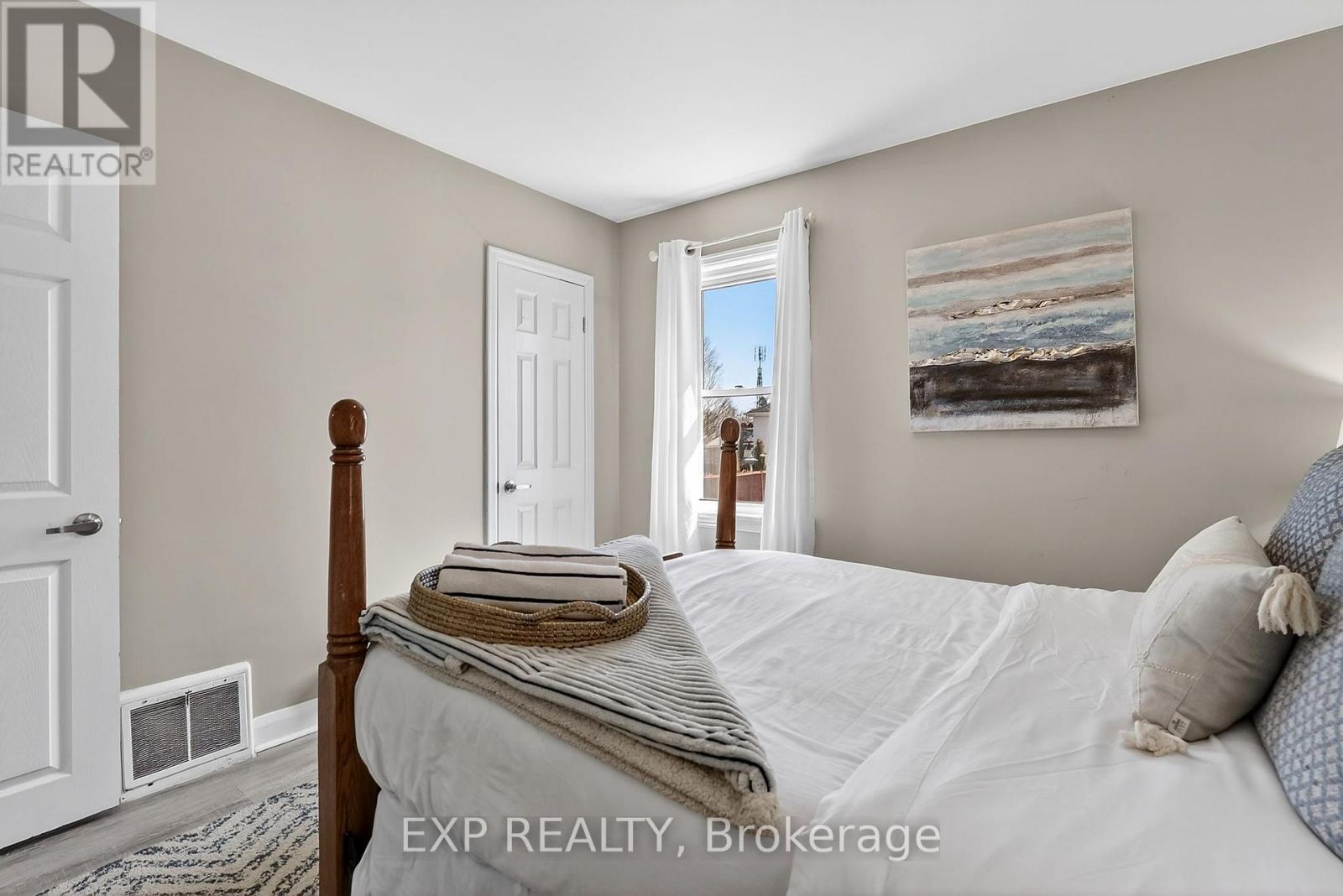 370 Clarence Street, Port Colborne, Ontario  L3K 3H2 - Photo 18 - X12988888