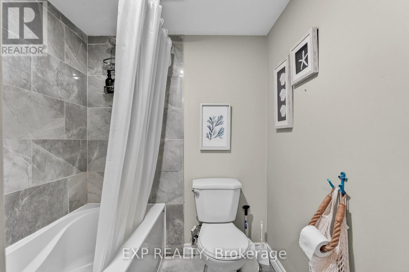 370 Clarence Street, Port Colborne, Ontario  L3K 3H2 - Photo 41 - X12988888