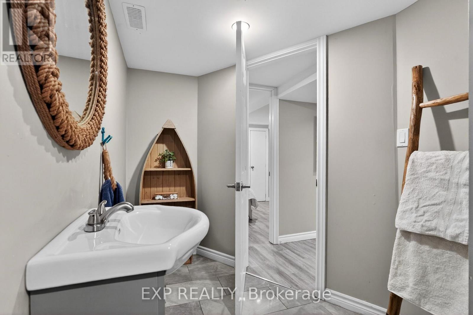 370 Clarence Street, Port Colborne, Ontario  L3K 3H2 - Photo 42 - X12988888