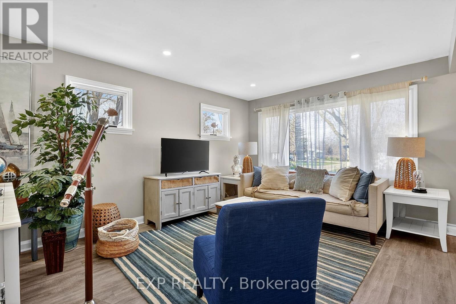 370 Clarence Street, Port Colborne, Ontario  L3K 3H2 - Photo 5 - X12988888