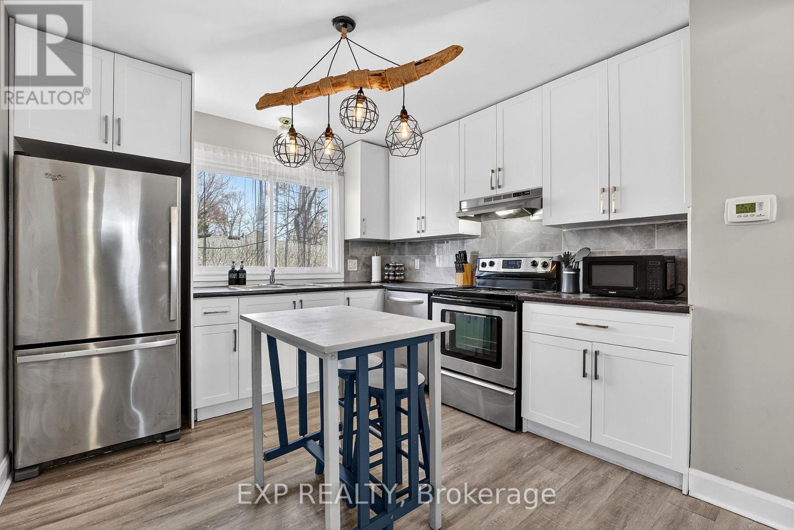 370 Clarence Street, Port Colborne, Ontario  L3K 3H2 - Photo 8 - X12988888