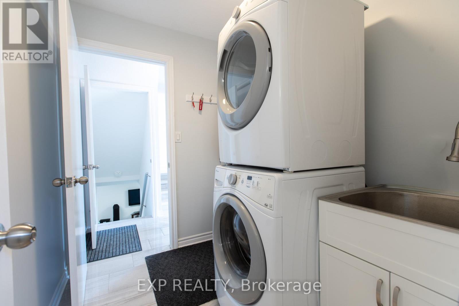 1534 Rosebella Avenue, Ottawa, Ontario  K1T 1E8 - Photo 24 - X12988960