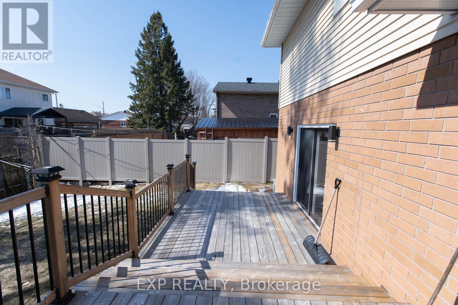 1534 Rosebella Avenue, Ottawa, Ontario  K1T 1E8 - Photo 44 - X12988960