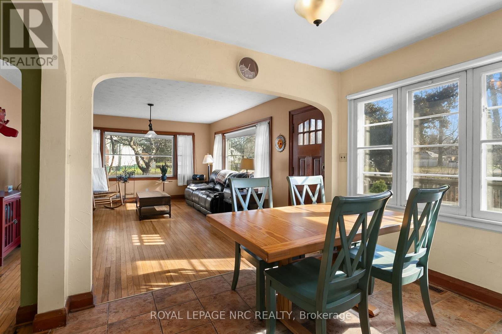 197 Elmwood Avenue, Fort Erie, Ontario  L0S 1B0 - Photo 13 - X12988954