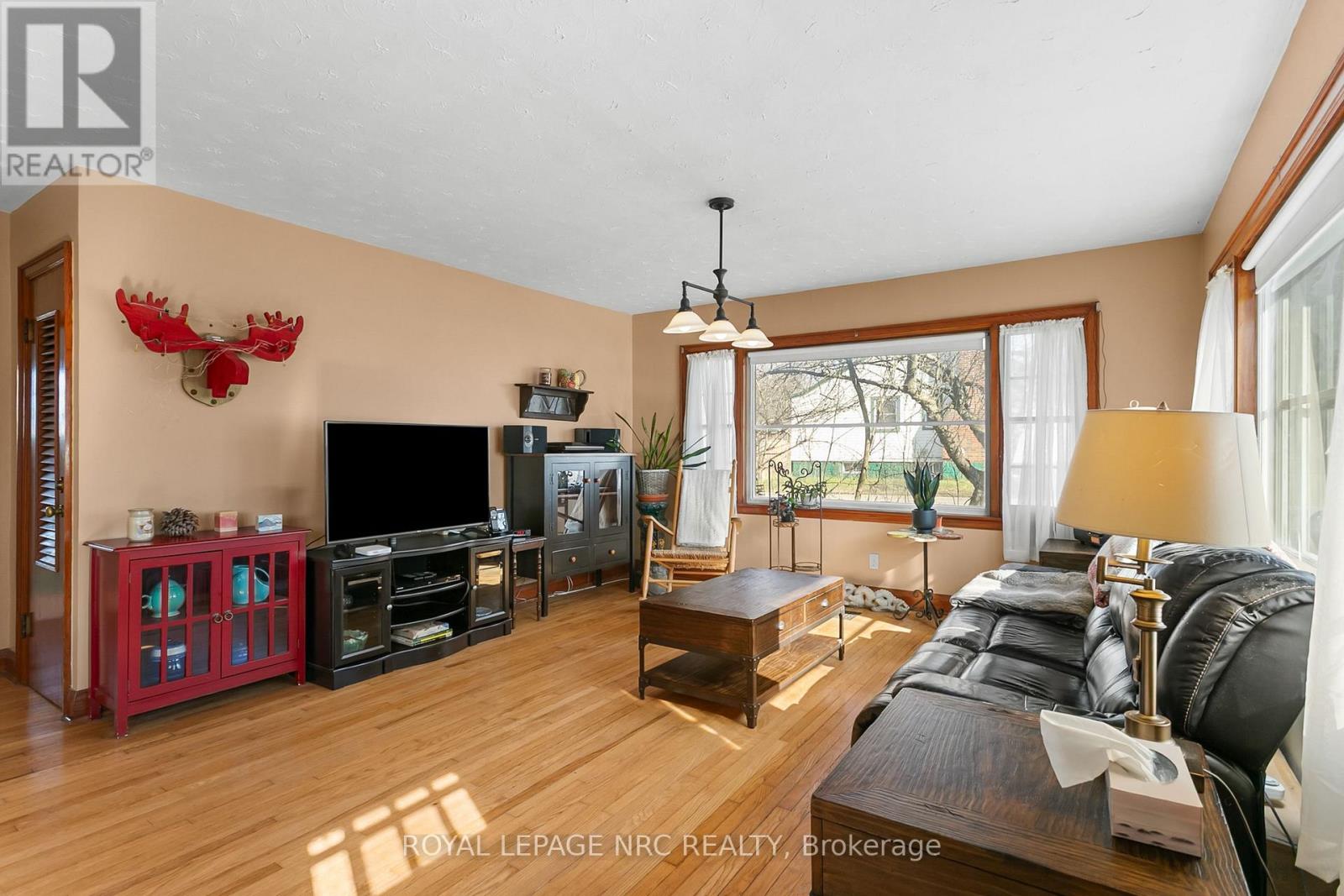 197 Elmwood Avenue, Fort Erie, Ontario  L0S 1B0 - Photo 15 - X12988954