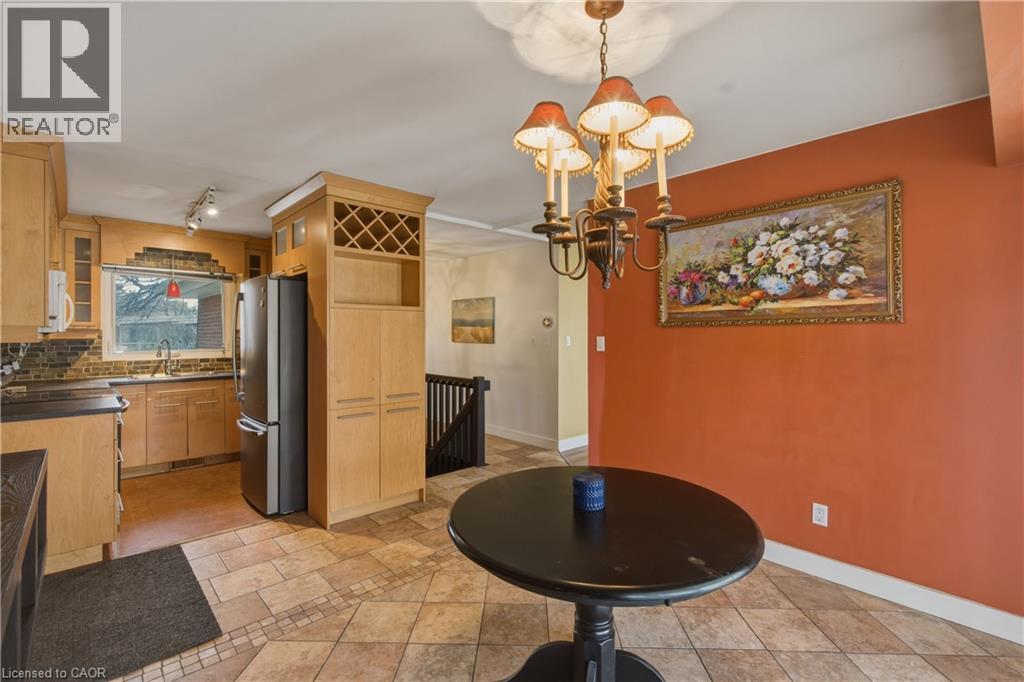 22 Westaway Place, Hamilton, Ontario  L9C 2G1 - Photo 9 - 40808393