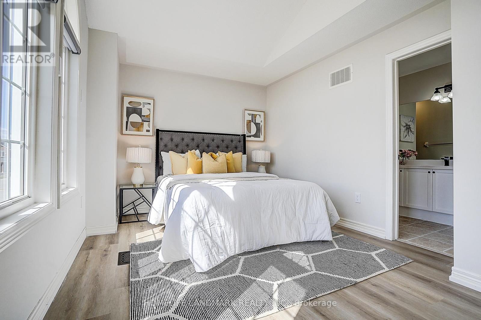 81 Helston Crescent, Whitby, Ontario  L1M 2K4 - Photo 40 - E12988948