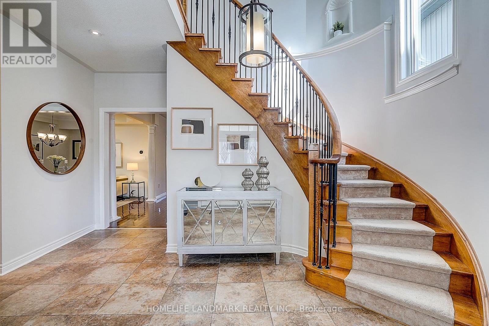 81 Helston Crescent, Whitby, Ontario  L1M 2K4 - Photo 6 - E12988948