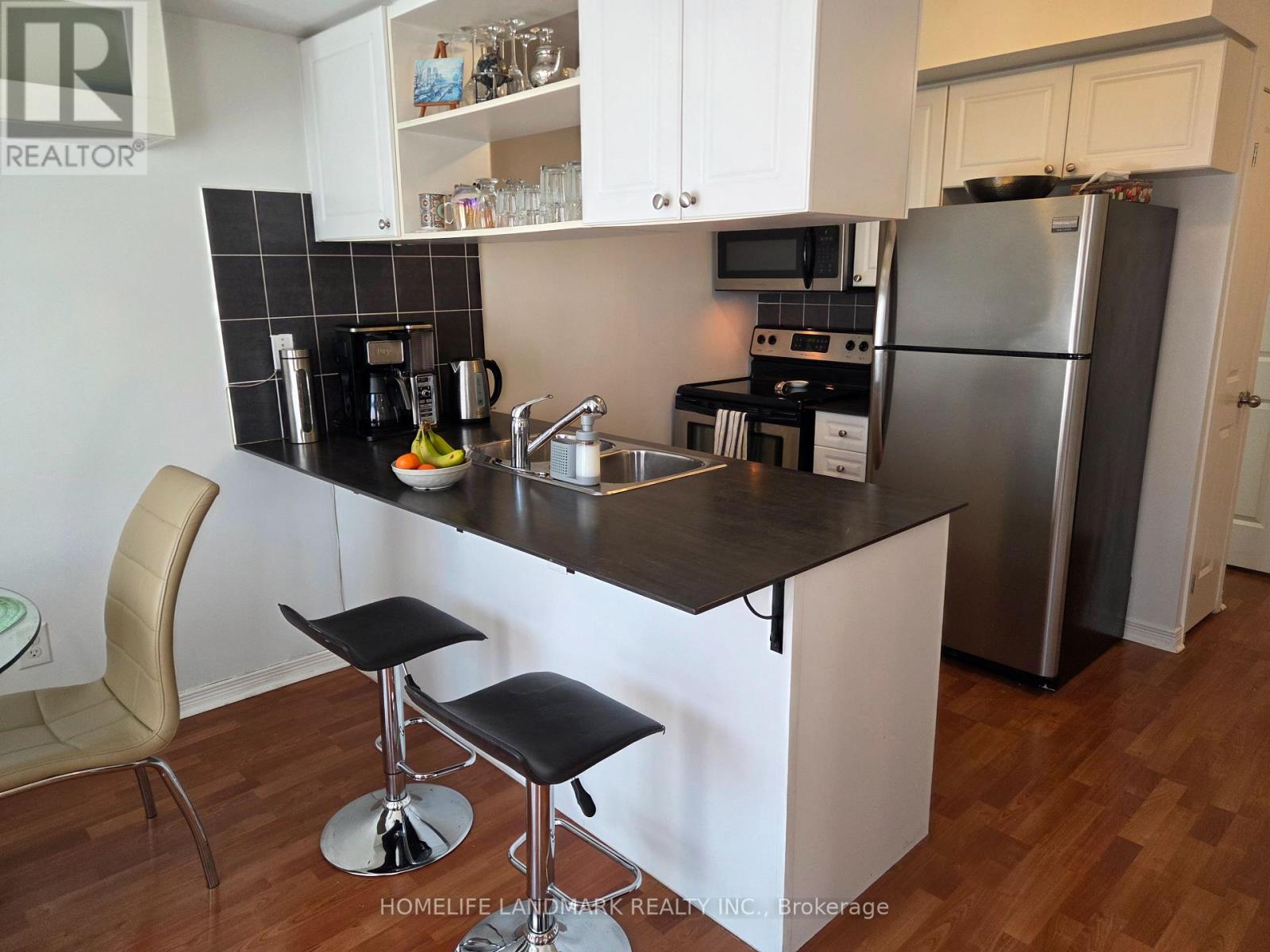 2 - 74 Munro Street, Toronto, Ontario  M4M 2S9 - Photo 11 - E12988950