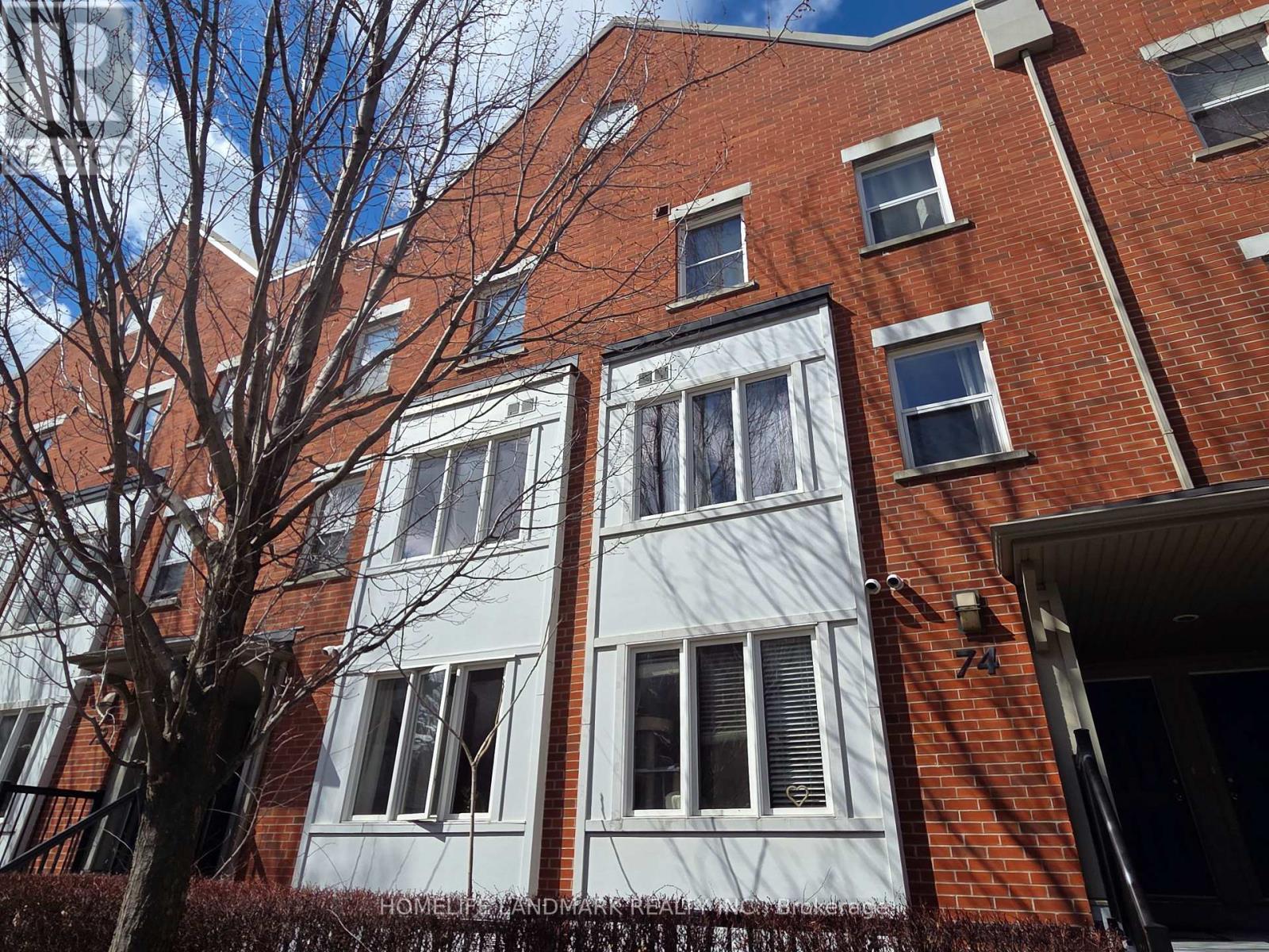 2 - 74 Munro Street, Toronto, Ontario  M4M 2S9 - Photo 2 - E12988950