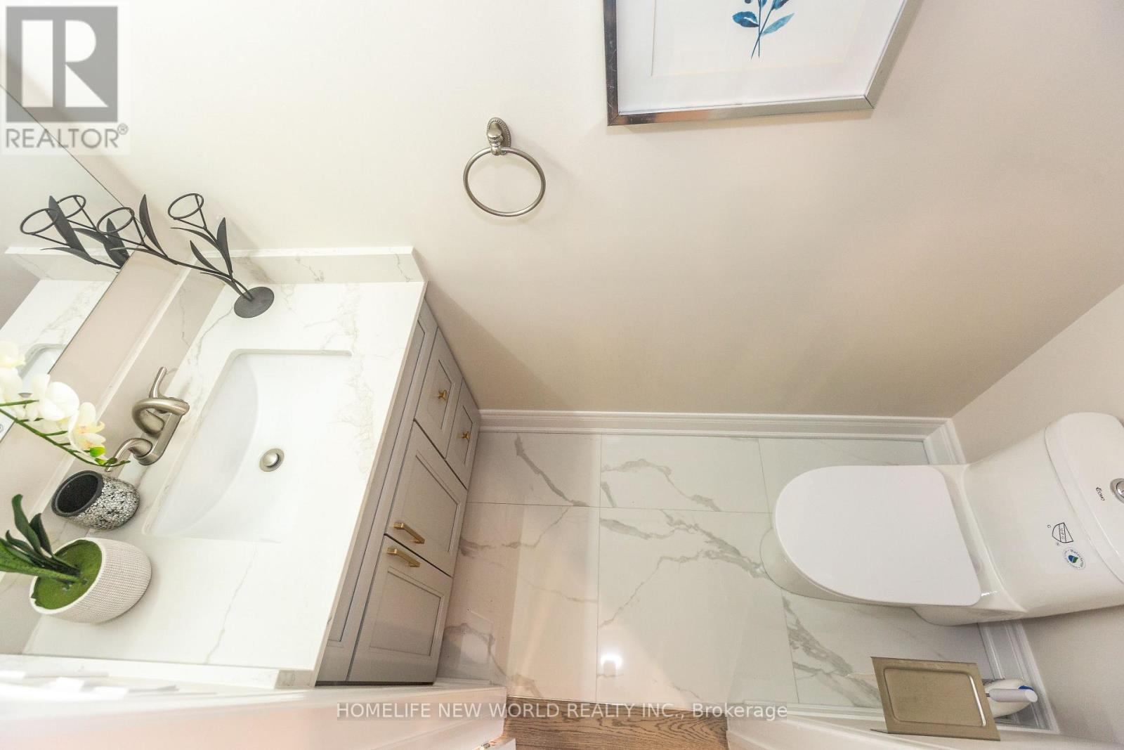 164 Banbrooke Crescent, Newmarket, Ontario  L3X 2W6 - Photo 10 - N12988940