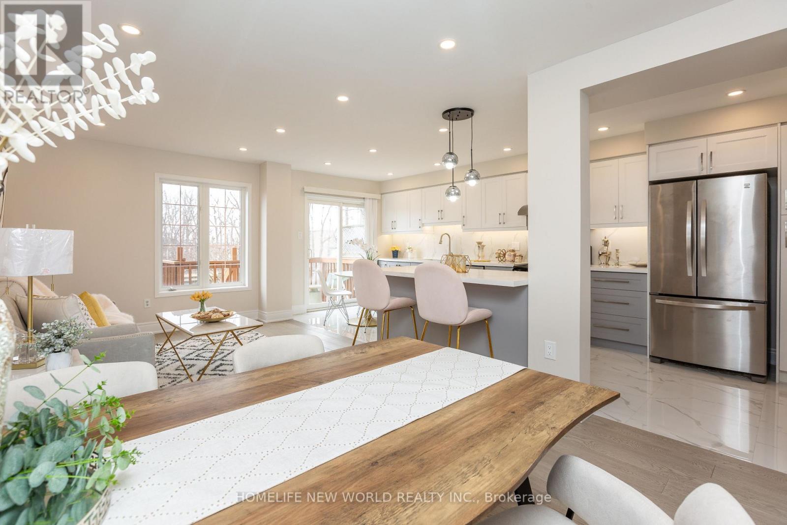 164 Banbrooke Crescent, Newmarket, Ontario  L3X 2W6 - Photo 6 - N12988940