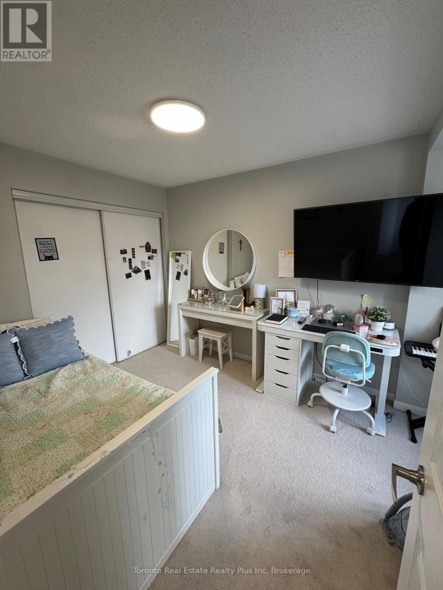 573 Cargill Path, Milton, Ontario  L9T 7R5 - Photo 15 - W12988944