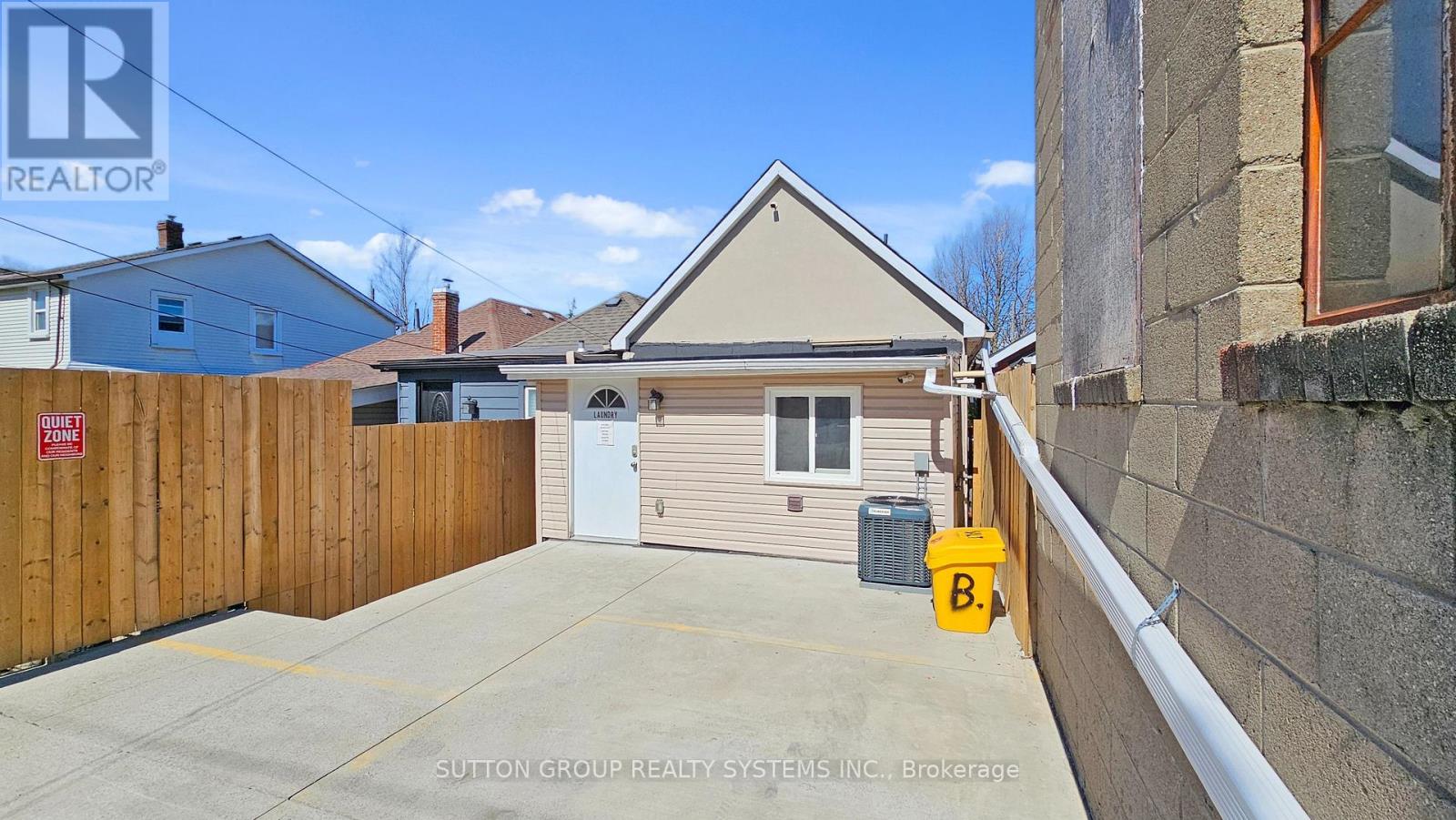 50 Brownville Avenue, Toronto, Ontario  M4N 4L3 - Photo 29 - W12988958