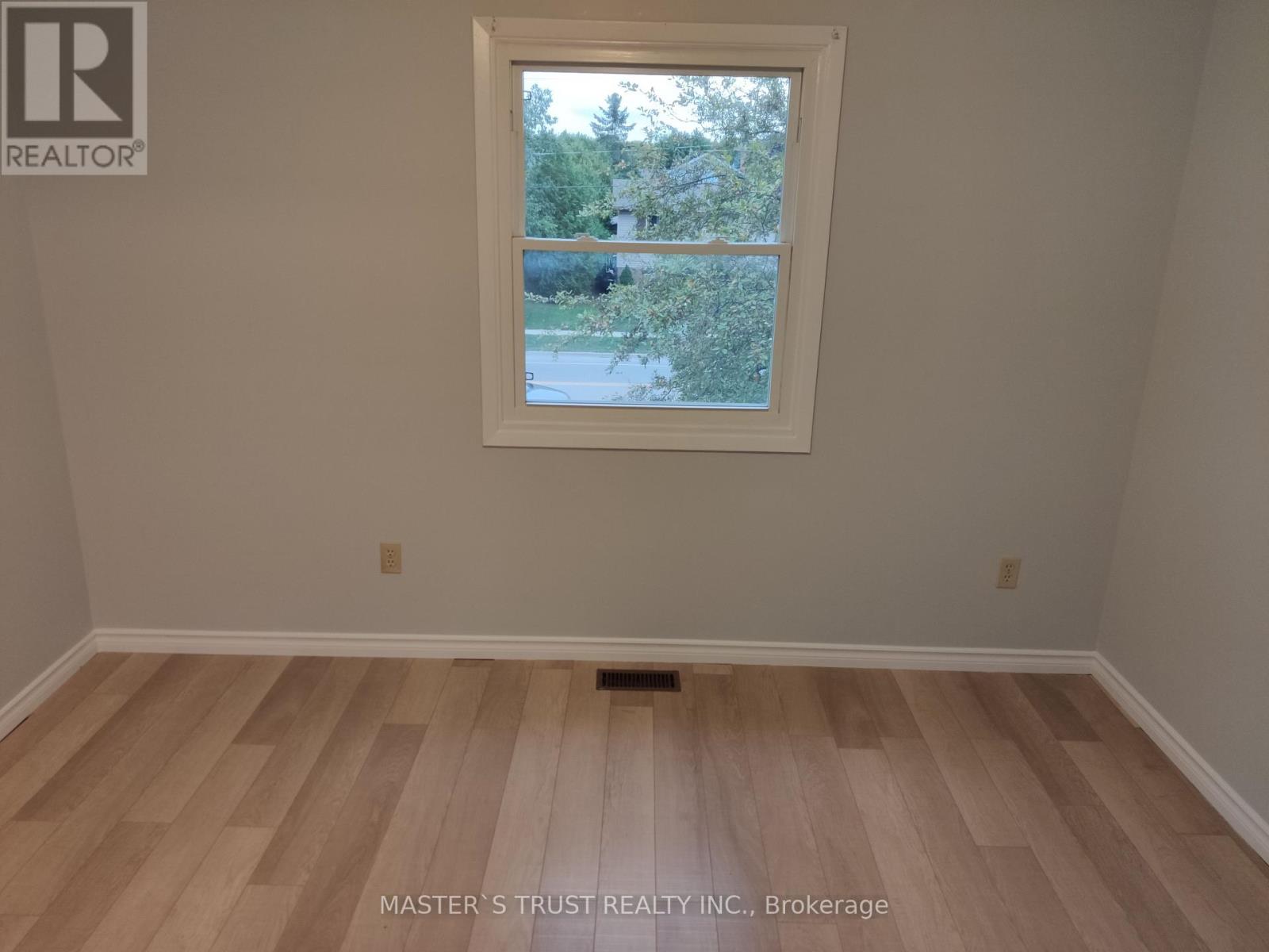 360 Imperial Road S, Guelph, Ontario  N1K 1L4 - Photo 9 - X12988936