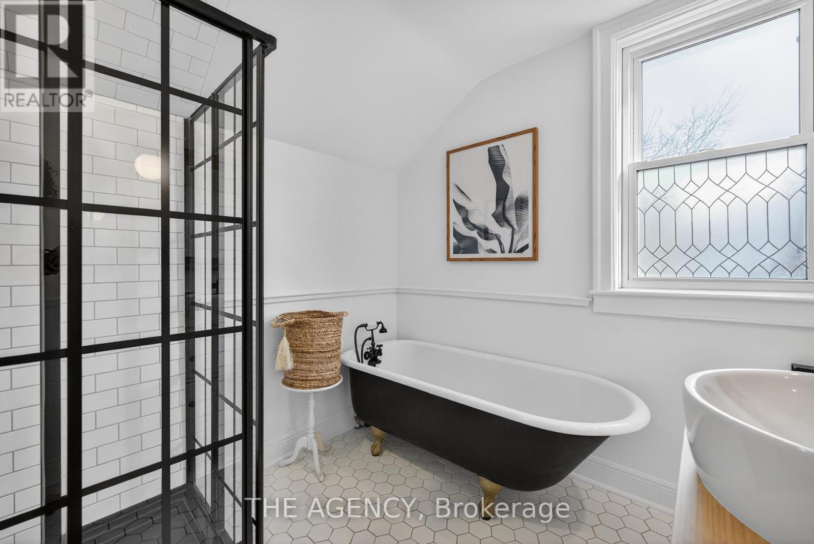 4456 Park Street, Niagara Falls, Ontario  L2E 2P6 - Photo 18 - X12988942