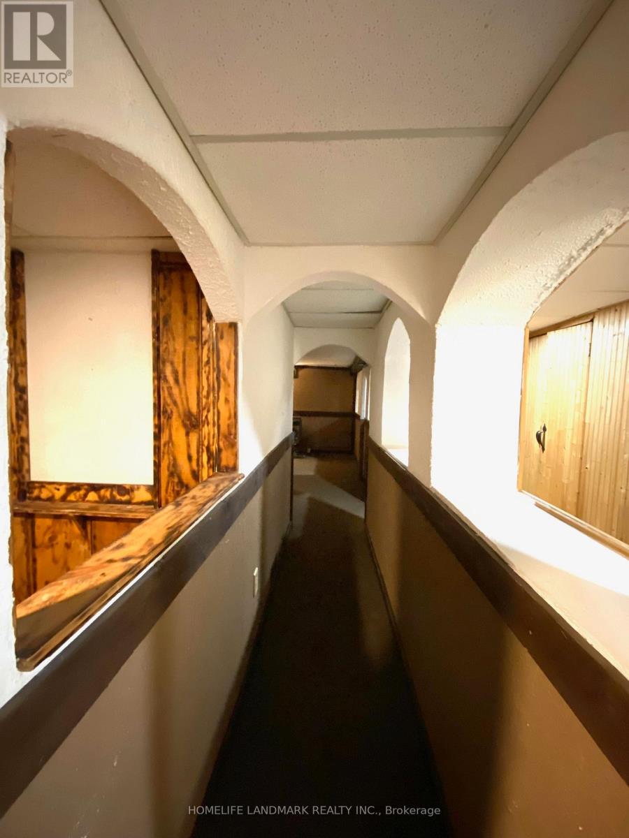 6986 Centennial Street, Niagara Falls, Ontario  L2G 2Z1 - Photo 24 - X12988952