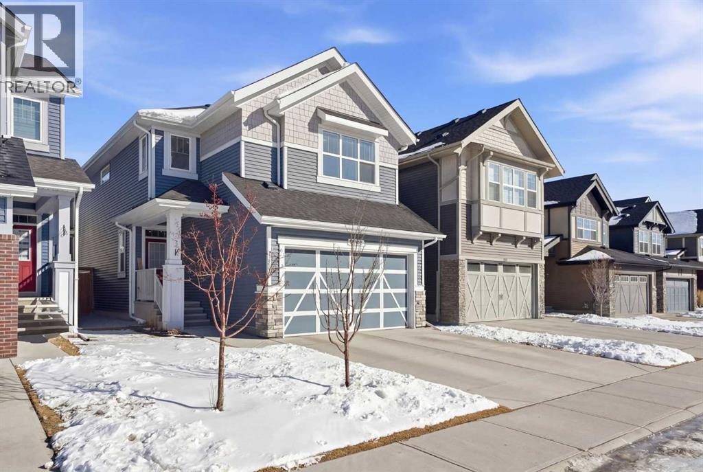 320 Sundown View, Cochrane, Alberta  T4C 2R2 - Photo 2 - A2292177