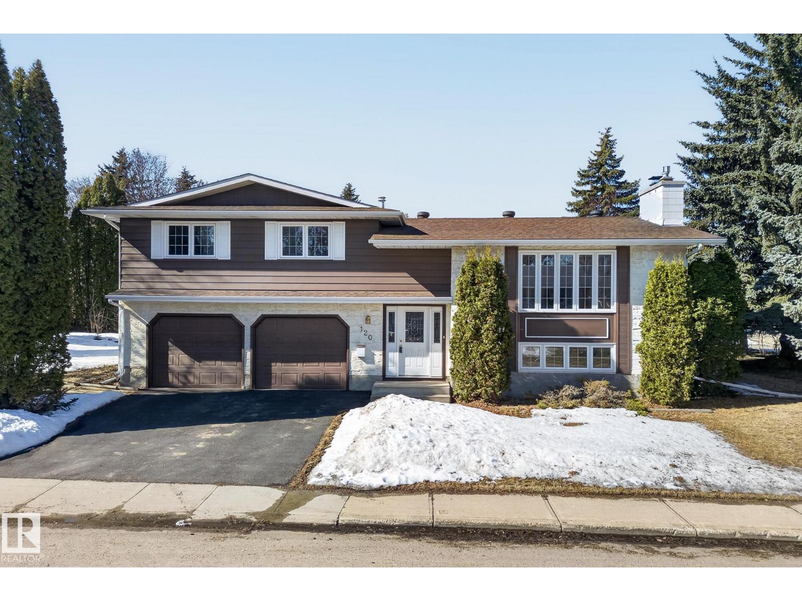 120 GARLAND CR, Sherwood Park, Alberta