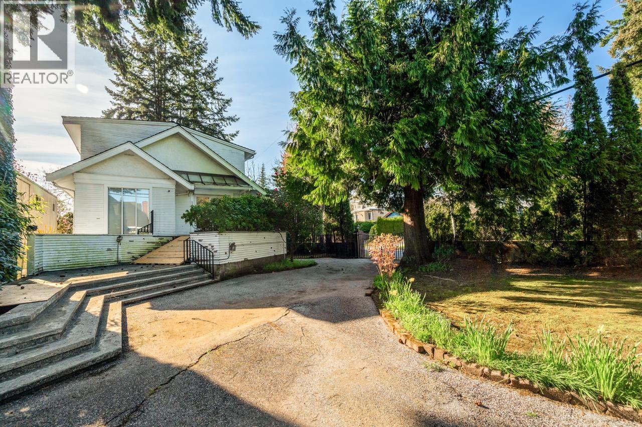 5833 Macdonald Street, Vancouver, British Columbia  V6N 1E2 - Photo 3 - R3109546