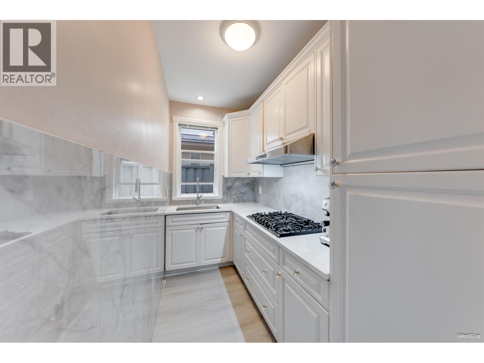 5211 Woodwards Road, Richmond, British Columbia  V7E 1G9 - Photo 10 - R3109318