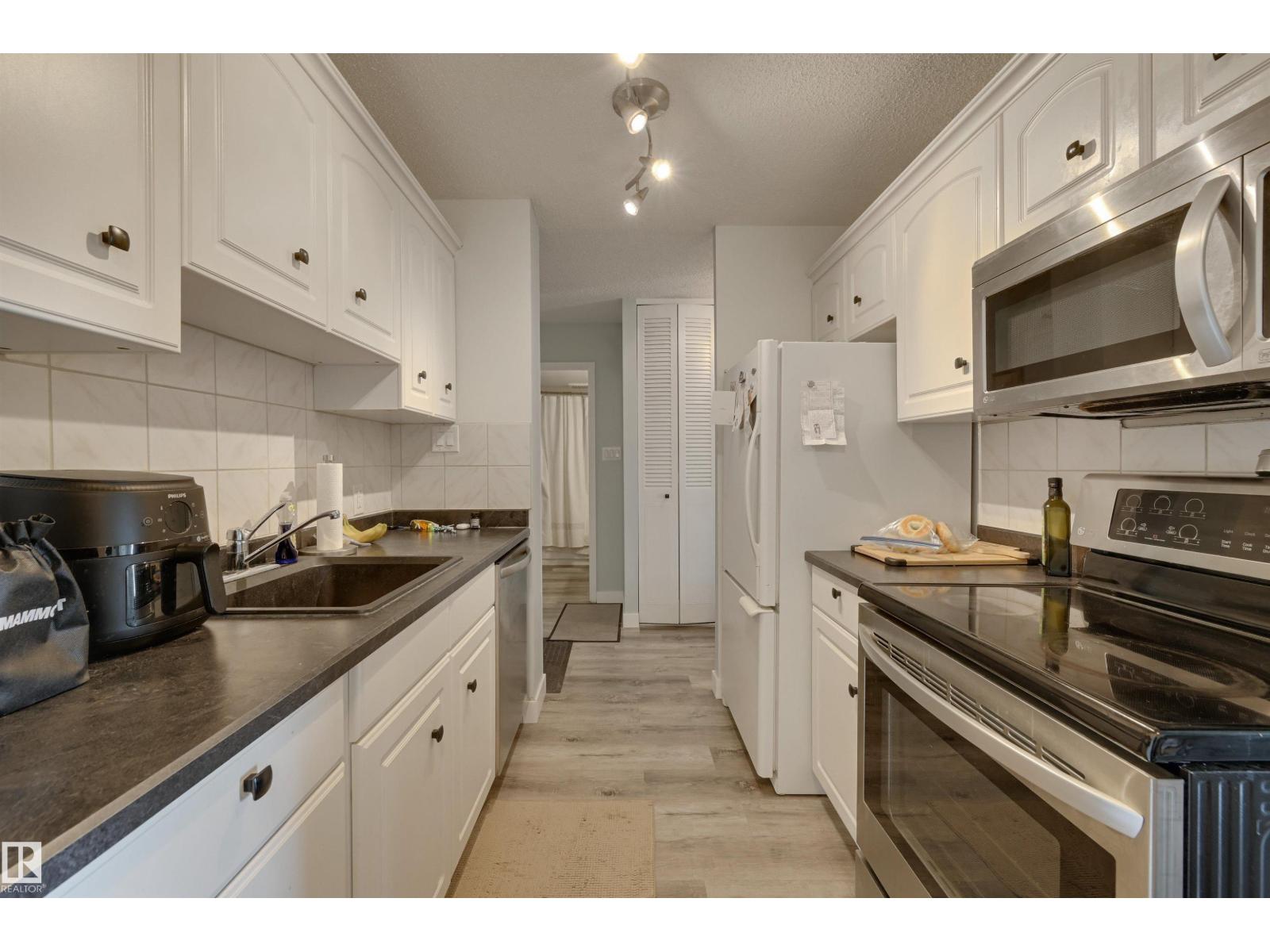 #1204 12121 Jasper Av Nw, Edmonton, Alberta  T5N 3X7 - Photo 13 - E4481828