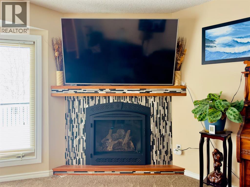 909 230 Street, Hillcrest, Alberta  T0K 1C0 - Photo 17 - A2288060