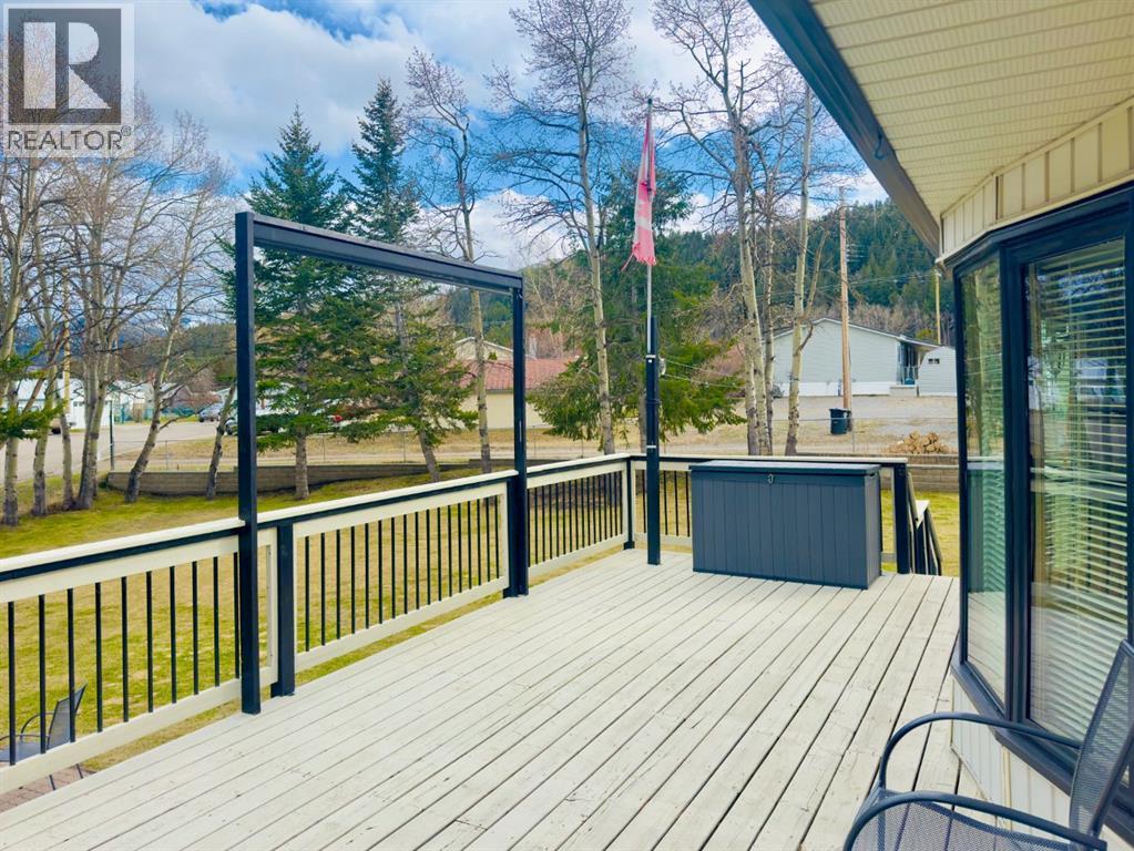 909 230 Street, Hillcrest, Alberta  T0K 1C0 - Photo 12 - A2288060