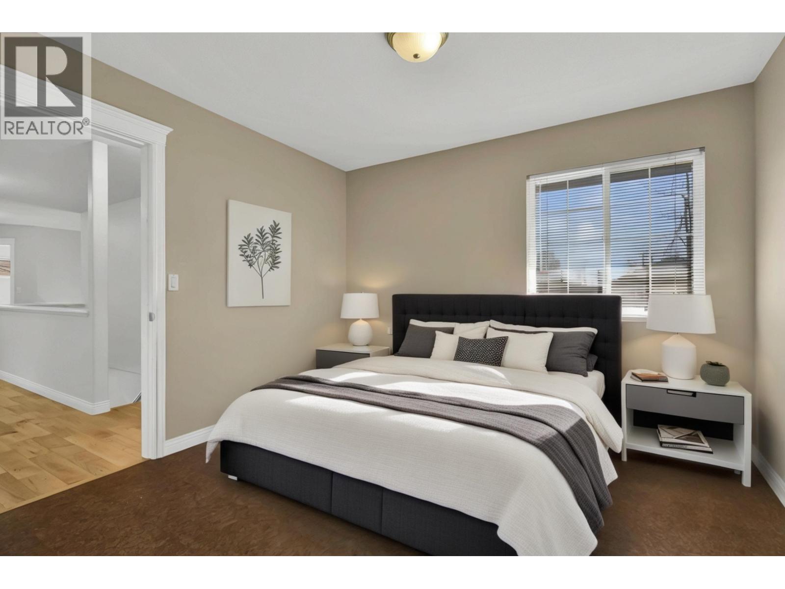 19683 Joyner Place, Pitt Meadows, British Columbia  V3Y 2S3 - Photo 9 - R3109157