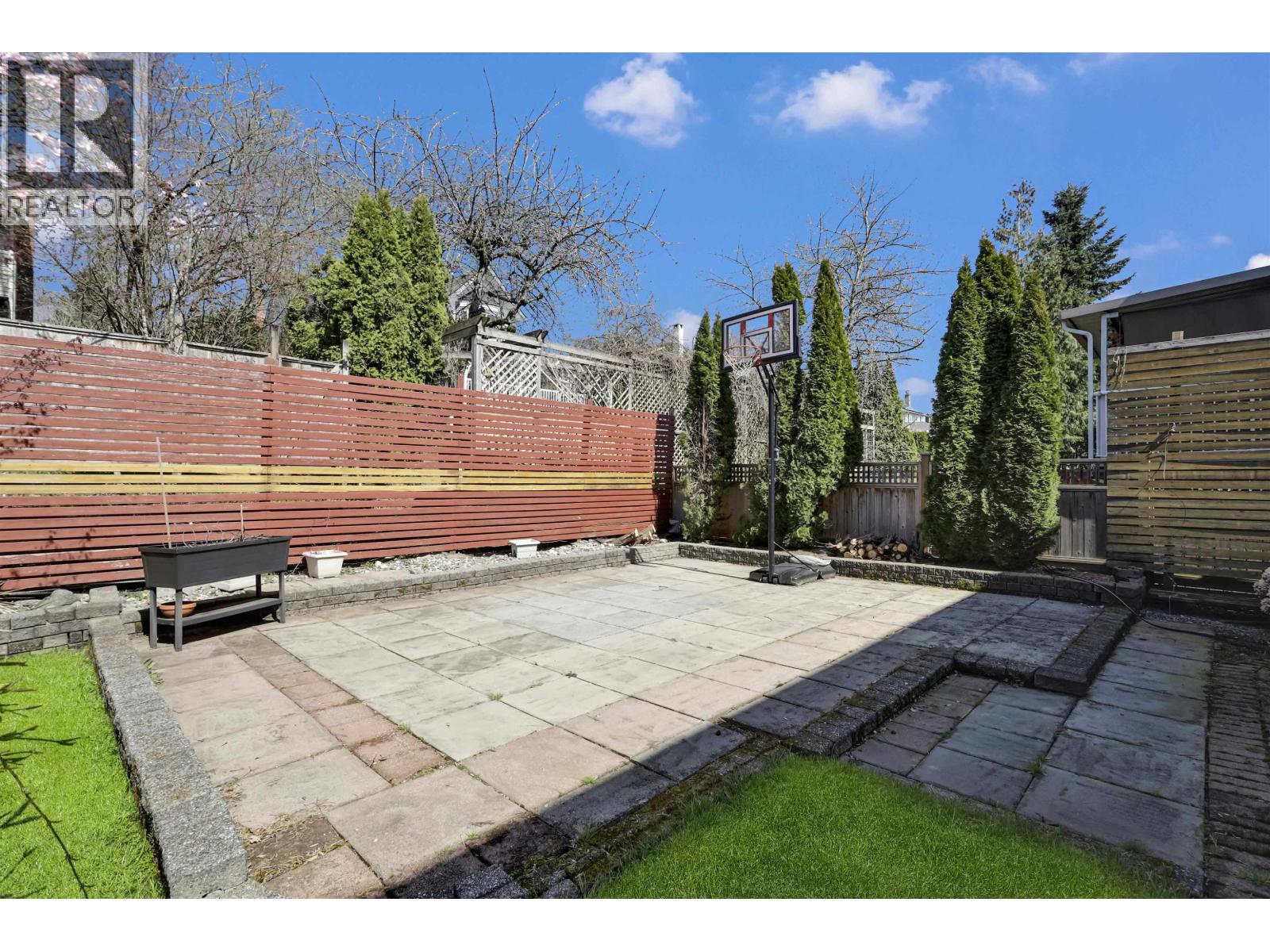 19683 Joyner Place, Pitt Meadows, British Columbia  V3Y 2S3 - Photo 24 - R3109157