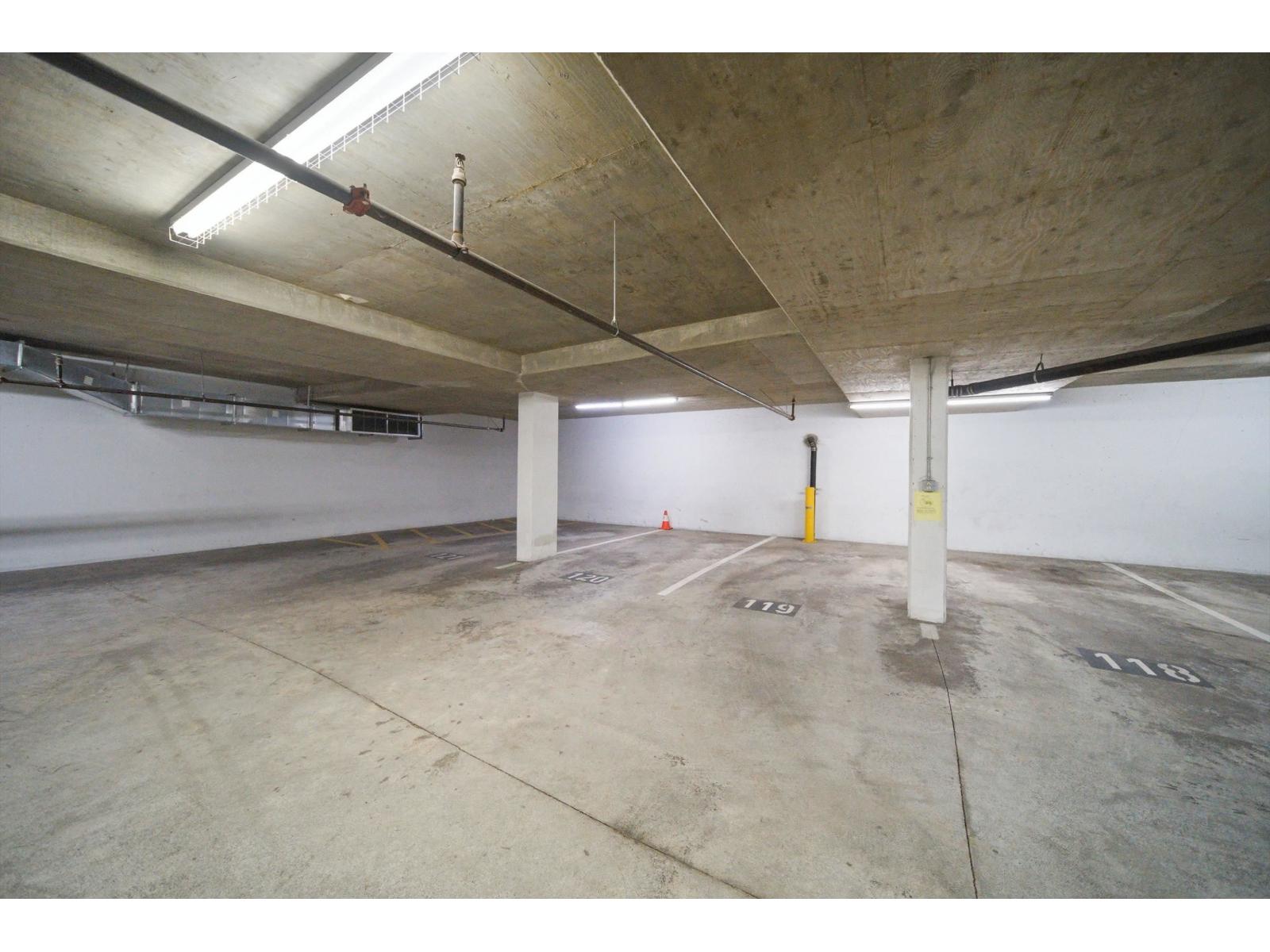 318 13789 107a Avenue, Surrey, British Columbia  V3T 0B8 - Photo 25 - R3109223