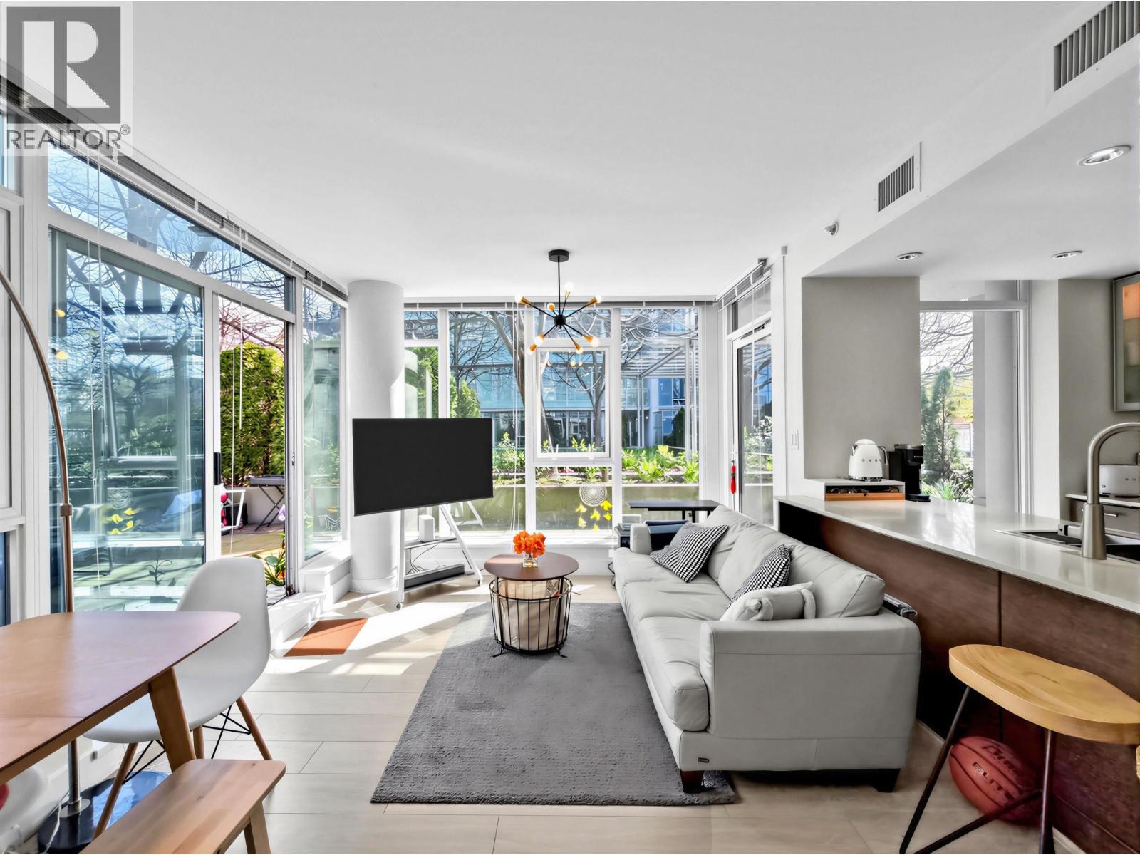 501 7371 WESTMINSTER HIGHWAY, Richmond, British Columbia