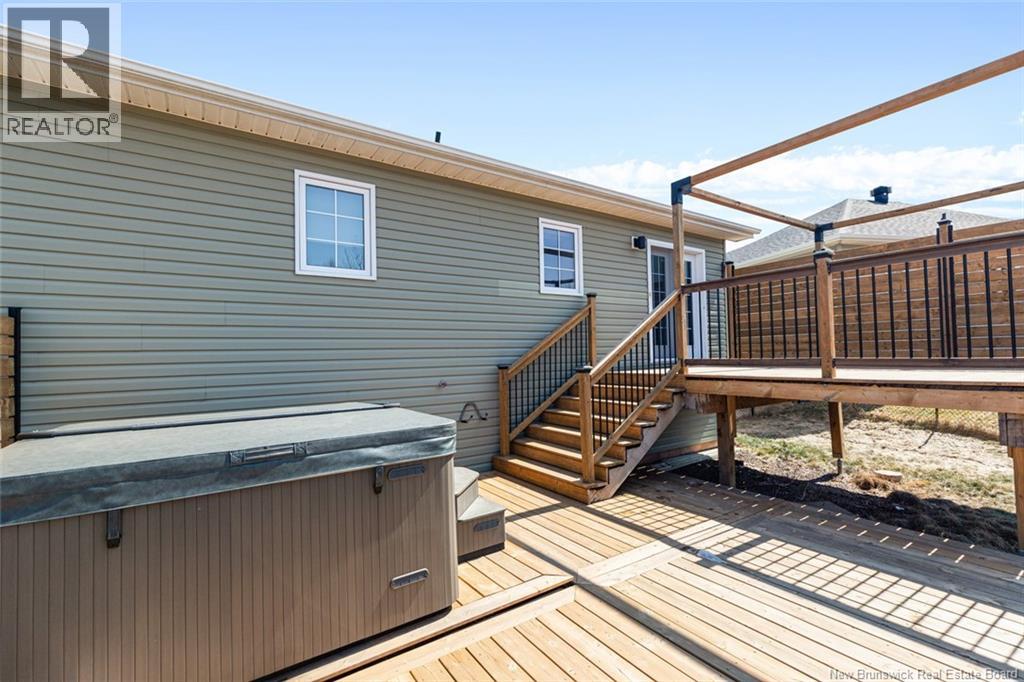 23 Melba Street, Moncton, New Brunswick  E1A 0V7 - Photo 35 - NB136809