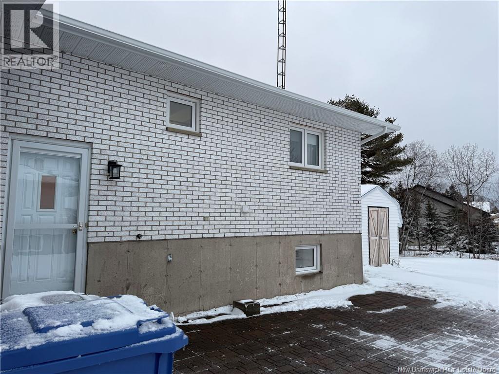 4330 Rue Beauregard, Tracadie, New Brunswick  E1X 1C4 - Photo 5 - NB136393