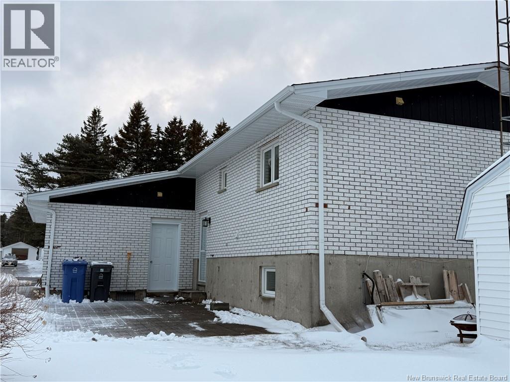 4330 Rue Beauregard, Tracadie, New Brunswick  E1X 1C4 - Photo 7 - NB136393
