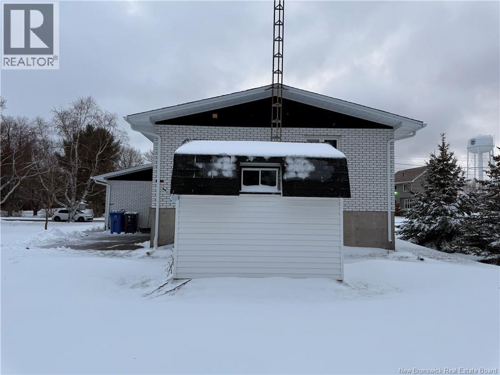 4330 Rue Beauregard, Tracadie, New Brunswick  E1X 1C4 - Photo 8 - NB136393