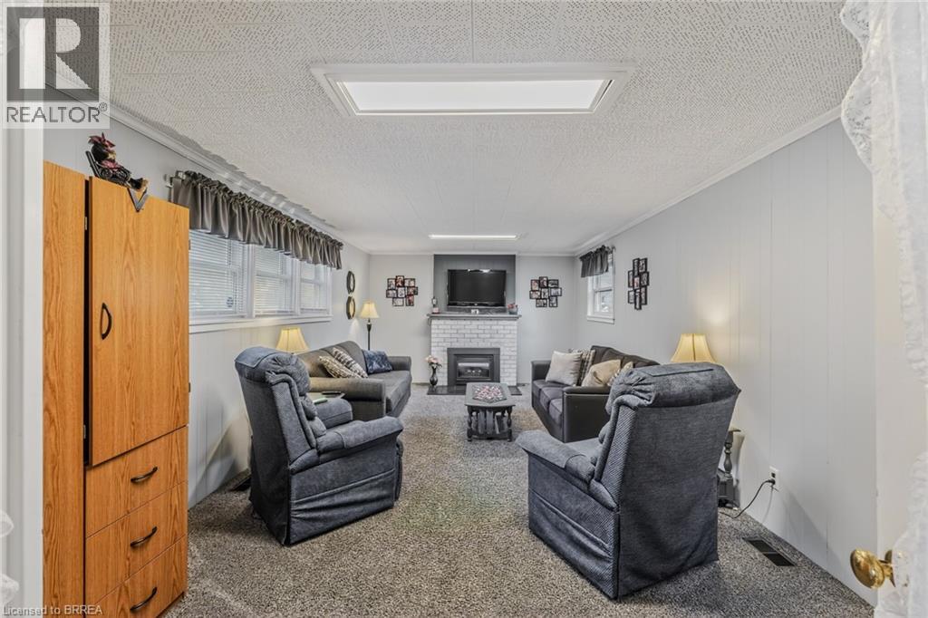 19 Lyndsay Street, Brantford, Ontario  N3T 2C5 - Photo 18 - 40815824