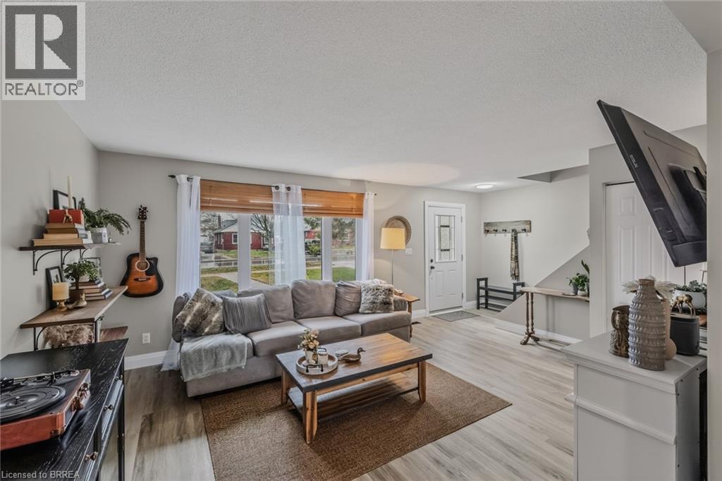 31 A Market Street, Paris, Ontario  N3L 3A9 - Photo 8 - 40810146