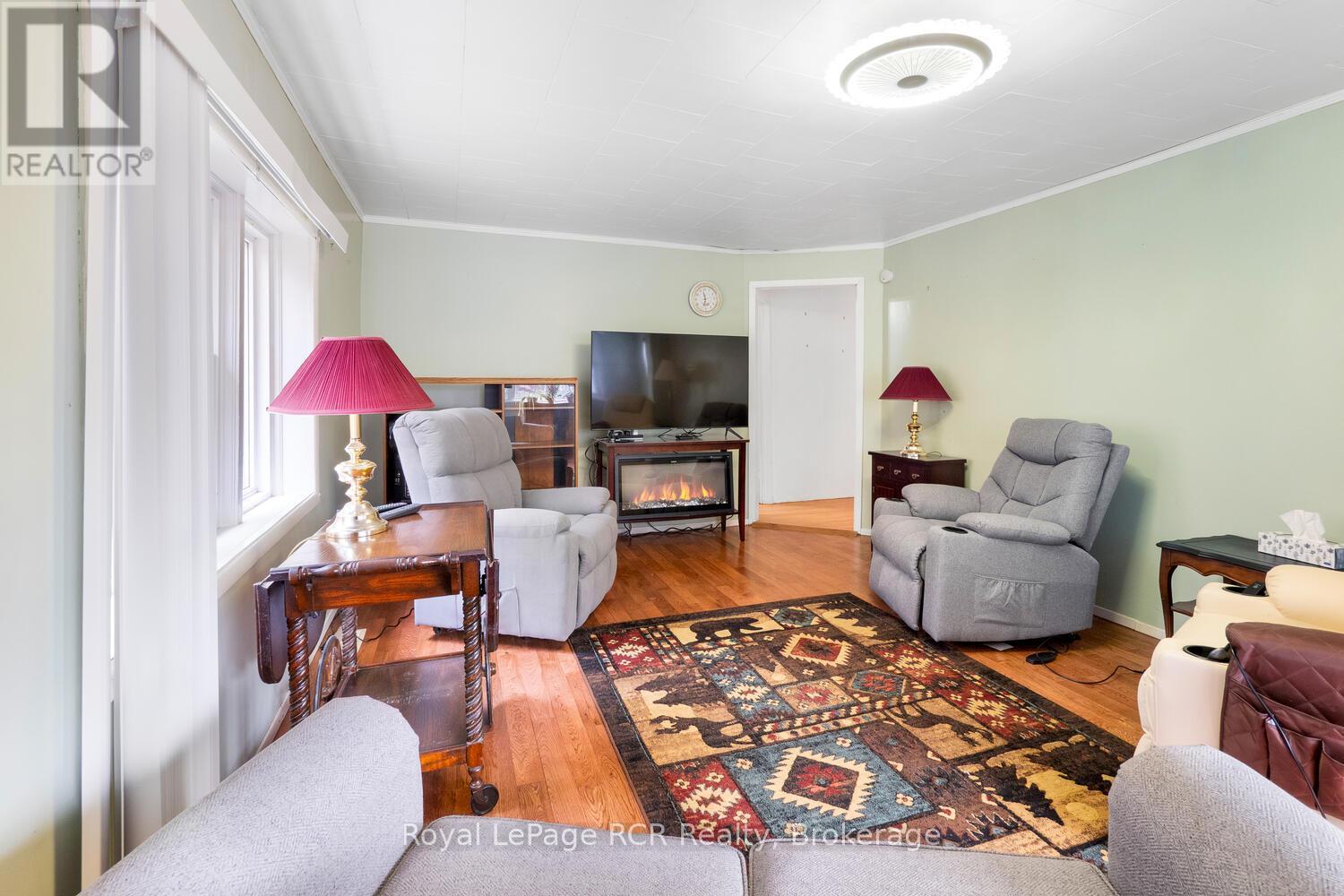 58 2nd Street W, Owen Sound, Ontario  N4K 0B4 - Photo 14 - X12698354