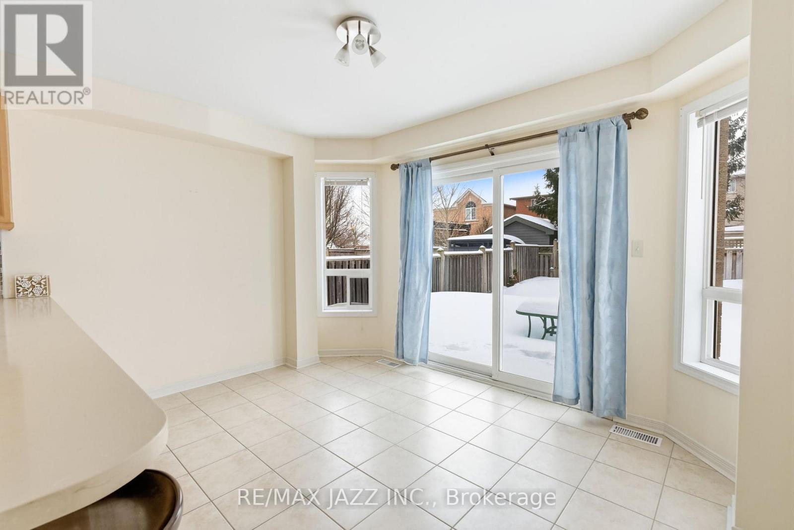 42 Russell Barton Lane, Uxbridge, Ontario  L9P 1Z2 - Photo 12 - N12809080