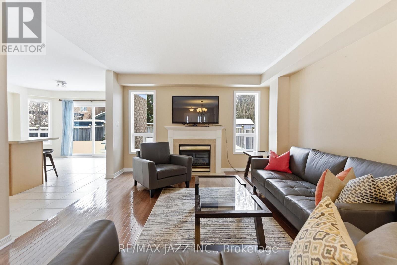 42 Russell Barton Lane, Uxbridge, Ontario  L9P 1Z2 - Photo 7 - N12809080