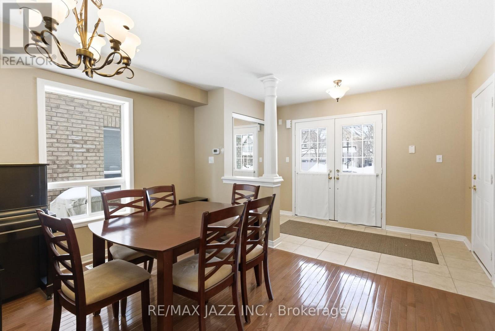 42 Russell Barton Lane, Uxbridge, Ontario  L9P 1Z2 - Photo 5 - N12809080