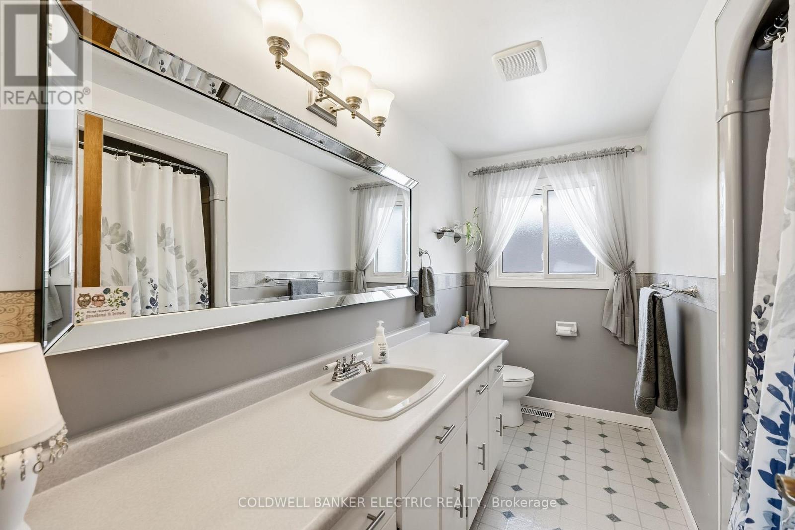 1341 Heather Lane, Peterborough, Ontario  K9J 7N1 - Photo 14 - X12900966