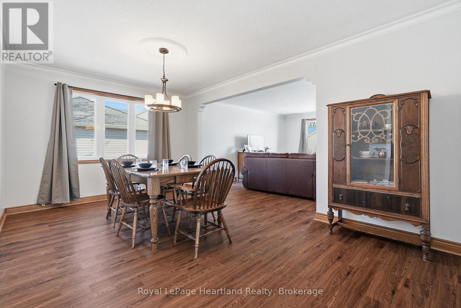 350 Edward Street, North Huron, Ontario  N0G 2W0 - Photo 12 - X12989022